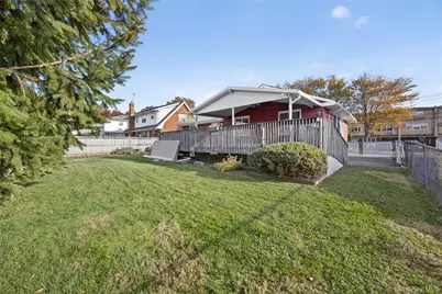 200 Mallory Avenue, New York, NY 10305 - Photo 21