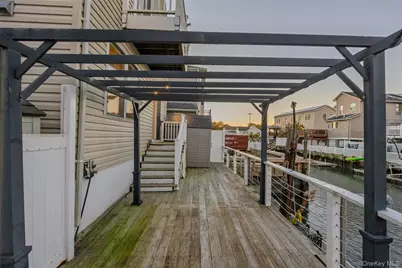 647 Lincoln Street, Baldwin, NY 11510 - Photo 29