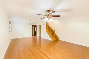 111-66 158th St, Jamaica, NY 11433 - Photo 9