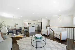 20 Briarwood Ln, Plainview, NY 11803 - Photo 19