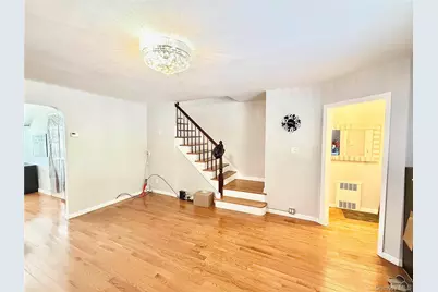 15062 77th Avenue, Flushing, NY 11367 - Photo 7