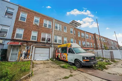 17715 Troutville Road, Jamaica, NY 11434 - Photo 23