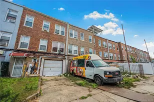 177-15 Troutville Rd, Jamaica, NY 11434 - Photo 23