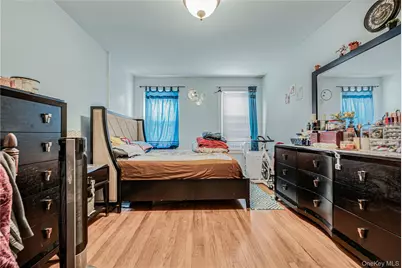 17715 Troutville Road, Jamaica, NY 11434 - Photo 7