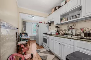 177-15 Troutville Rd, Jamaica, NY 11434 - Photo 9