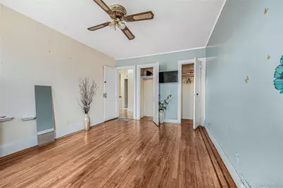 17715 Troutville Road, Jamaica, NY 11434 - Photo 37