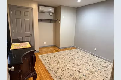 198 Guildford Court, West Hempstead, NY 11552 - Photo 11