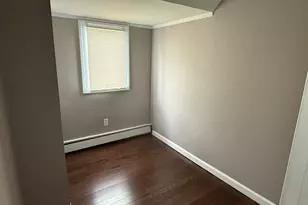 198 Guildford Ct, West Hempstead, NY 11552 - Photo 15