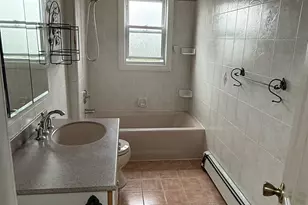 198 Guildford Ct, West Hempstead, NY 11552 - Photo 13