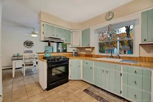 210 3rd St, Laurel, NY 11948 - Photo 9