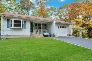 210 3rd St, Laurel, NY 11948 - Photo 5