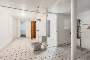 104-37 125th St, Richmond Hill, NY 11419 - Photo 15