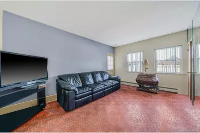 2595 Castle Court, North Bellmore, NY 11710 - Photo 9