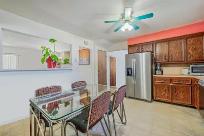 2595 Castle Court, North Bellmore, NY 11710 - Photo 7