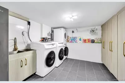 37 Fiesta Drive, Centereach, NY 11720 - Photo 41