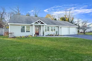 36 American Ave, Coram, NY 11727 - Photo 21