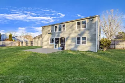 36 American Avenue, Coram, NY 11727 - Photo 23