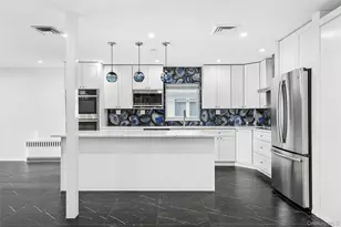 740 Eagle Dr, Valley Stream, NY 11581 - Photo 3