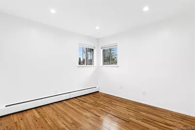 740 Eagle Drive, Valley Stream, NY 11581 - Photo 17