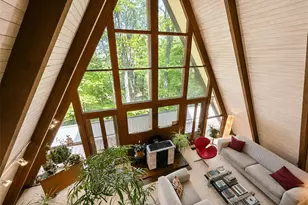 101 Longfellow Ln, Port Jefferson, NY 11777 - Photo 9