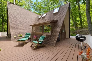 101 Longfellow Ln, Port Jefferson, NY 11777 - Photo 27