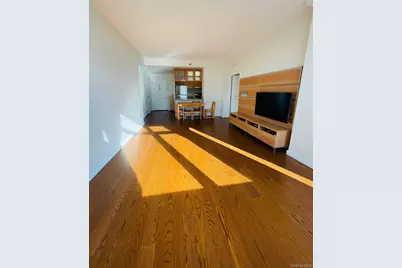 40-26 College Point Boulevard #penthouse2L, Flushing, NY 11354 - Photo 5