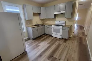 19 Hoffman Ave, Poughkeepsie, NY 12603 - Photo 3