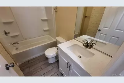 19 Hoffman Ave., Apt 2, Poughkeepsie, NY 12603 - Photo 15