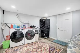 18 Cambridge Ave, Bethpage, NY 11714 - Photo 17