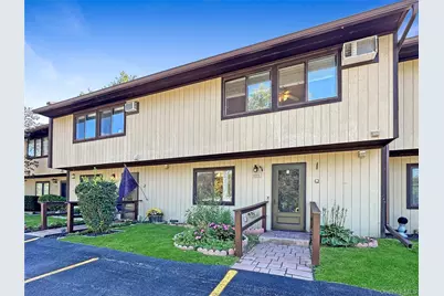 1206 Chelsea Cove S, Hopewell Junction, NY 12533 - Photo 1