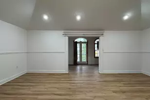 27-30 Butler St, East Elmhurst, NY 11369 - Photo 11