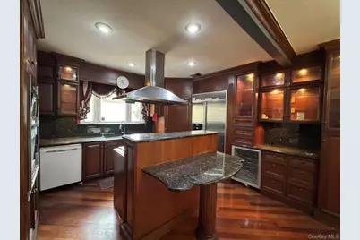 2730 Butler Street, East Elmhurst, NY 11369 - Photo 5