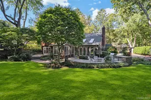 87 McCulloch Dr, Dix Hills, NY 11746 - Photo 3