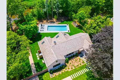 16 Walker Court, East Quogue, NY 11942 - Photo 3