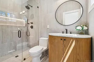 16 Walker Ct, East Quogue, NY 11942 - Photo 27