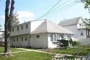 247 Oakley Ave, Elmont, NY 11003 - Photo 5