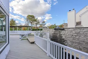 21 Pine Edge Pl, Dix Hills, NY 11746 - Photo 43