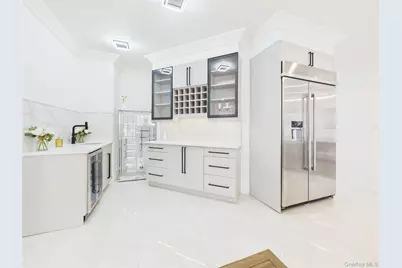 21 Pine Edge Place, Dix Hills, NY 11746 - Photo 11