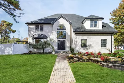 21 Pine Edge Place, Dix Hills, NY 11746 - Photo 1
