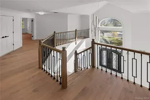 21 Pine Edge Pl, Dix Hills, NY 11746 - Photo 25