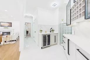 21 Pine Edge Pl, Dix Hills, NY 11746 - Photo 15