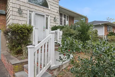 11 Mackay Drive, Hauppauge, NY 11788 - Photo 35