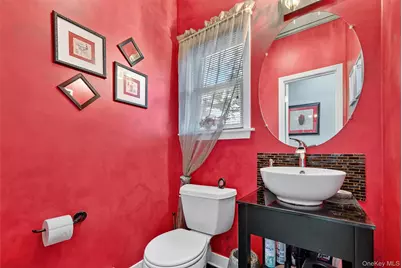 208 Oakland Avenue, Monroe, NY 10950 - Photo 17