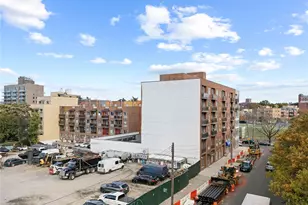 136-21 Latimer Pl, Flushing, NY 11354 - Photo 19