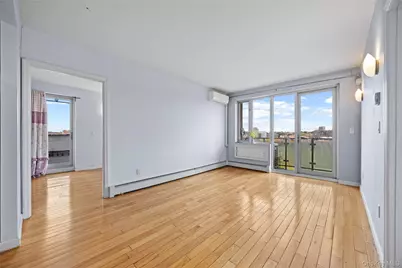 136-21 Latimer Place #5H, Flushing, NY 11354 - Photo 3