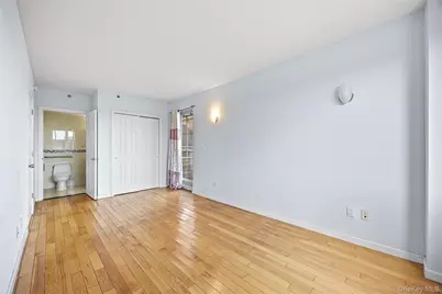 136-21 Latimer Place #5H, Flushing, NY 11354 - Photo 11