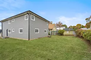 1269 Dekoven St, Rockville Centre, NY 11570 - Photo 13