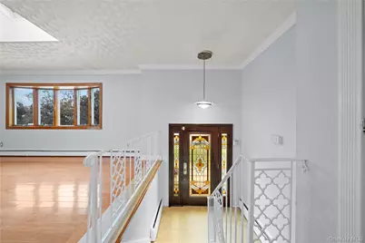 30 Angevine Avenue, Hempstead, NY 11550 - Photo 9