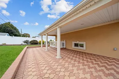 30 Angevine Avenue, Hempstead, NY 11550 - Photo 5