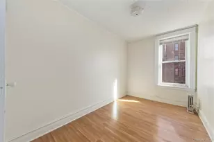 30-05 48th St, Astoria, NY 11103 - Photo 13